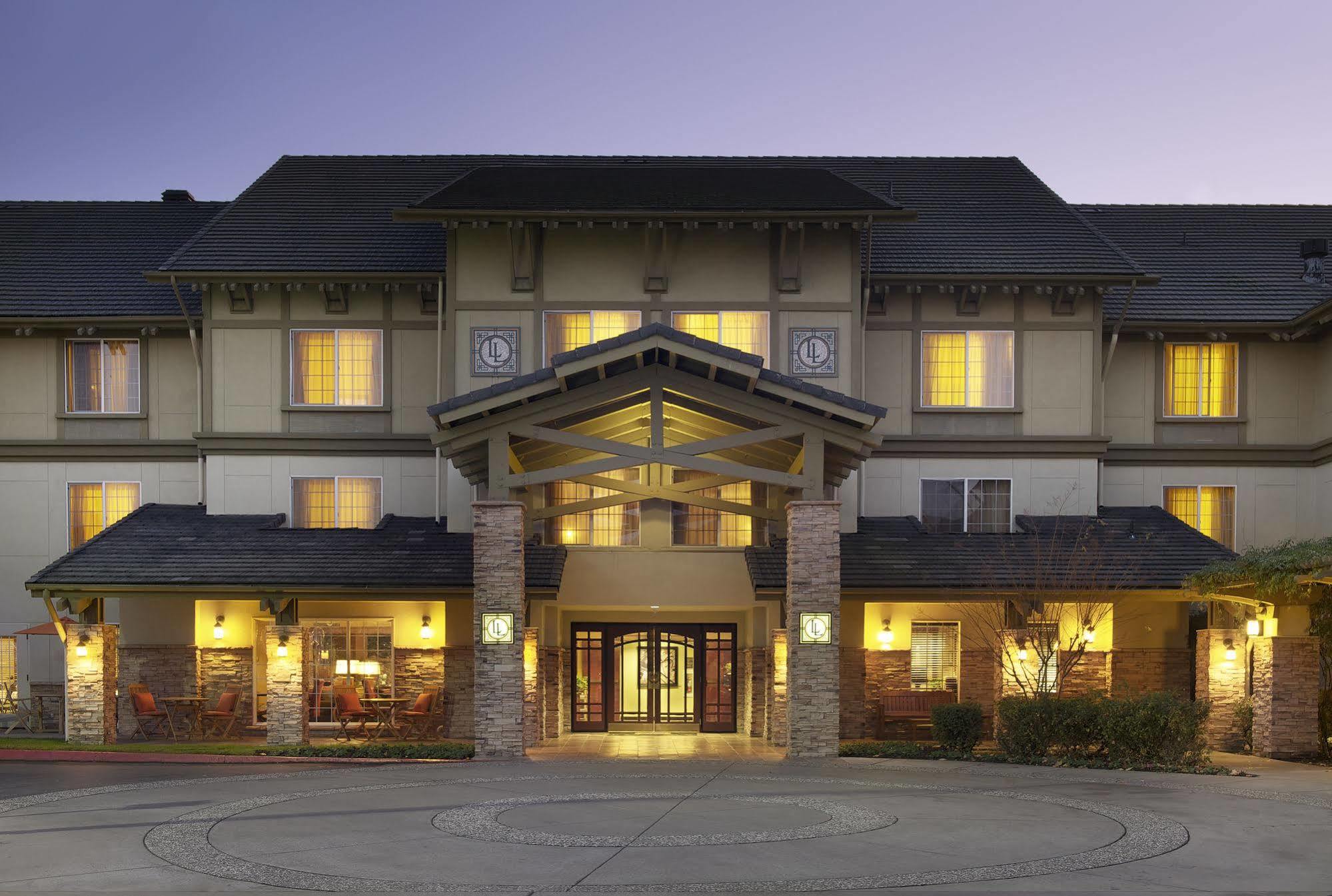 Larkspur Landing Extended Stay Suites Sunnyvale Exterior photo