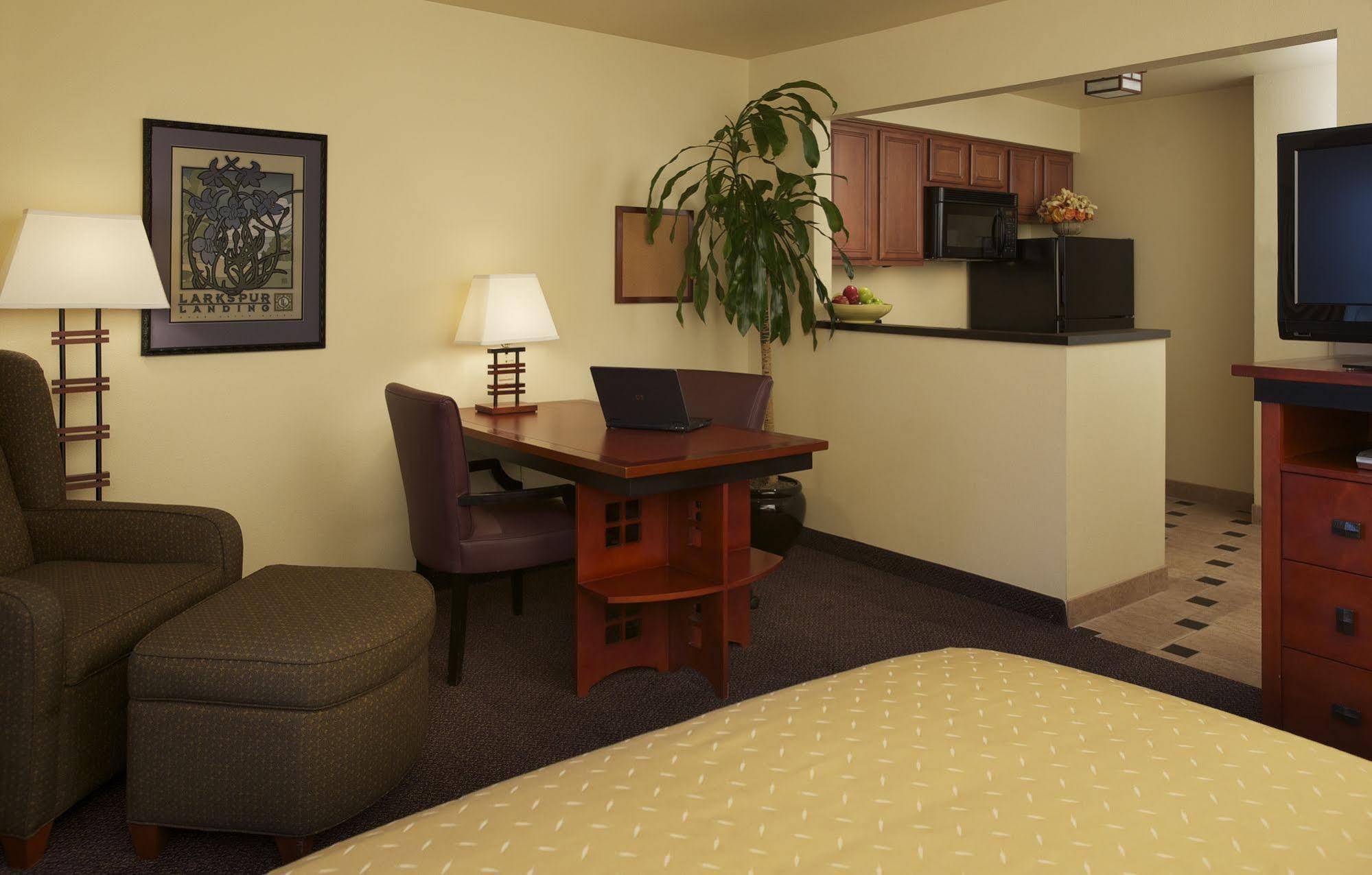 Larkspur Landing Extended Stay Suites Sunnyvale Exterior photo